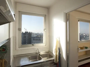 Vicq D'azir Halldis Apartment