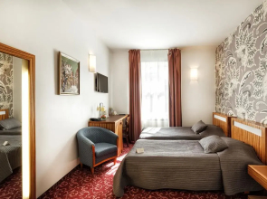 City Hotel TEATER
