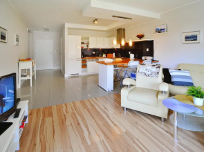 Comfortable Apartment, Ground Floor, Balcony