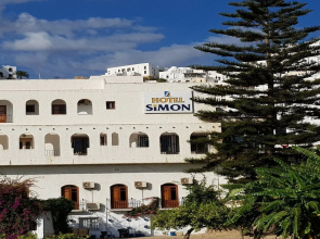 Hotel Simón