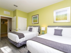 Magnificent 2 Bedroom Apartment Vista Cay Resort 107