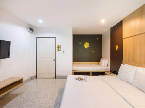 The Fifth Residence Hotel