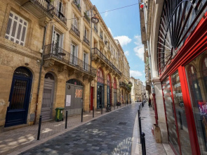 Modern flat in historic center by GuestReady