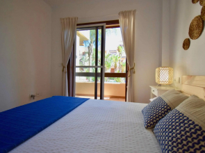 Bahía Marinas - Tu casa con Jardín Privado!