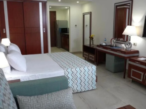 Oyster Bay Beach Suites