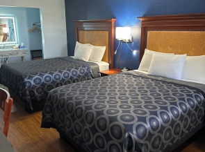 Tanglewood Motel