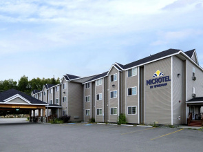 Microtel Inn & Suites by Wyndham Eagle River/Anchorage Area