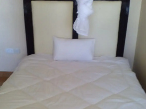 Reyna Hotel Machakos