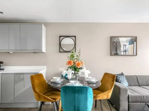 Brighton Lanes Sea View 2BR AP