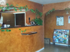 Carefree Inn Flatonia