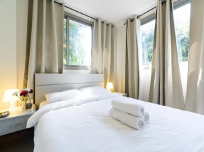 Dizengoff Inn
