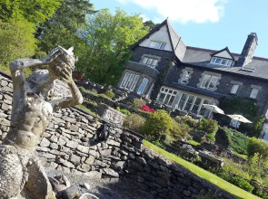 Sawrey House Country Hotel