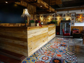 Chengdu Sonderia Hostel&Bar-Lazybones