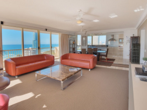 Contessa Holiday Apartments