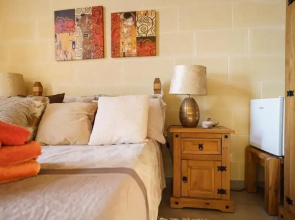 Ajuga Luxury Boutique B&B