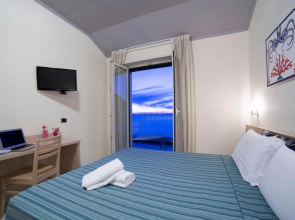 Hotel Cosmomare