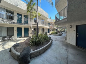 Studio 6 Suites Gardena, CA