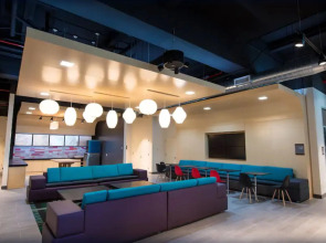 Aloft New York LaGuardia Airport