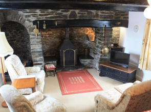 Holiday Home With Floor Heating, Authentic Wooden Beams and a Beautiful Garden