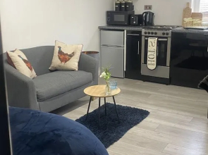 BV Royal Comfy Studiosuite Queensgate Huddersfield