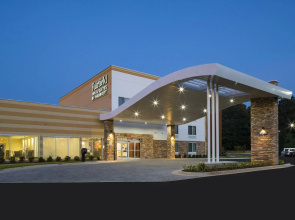 Fairfield Inn & Suites Batesville
