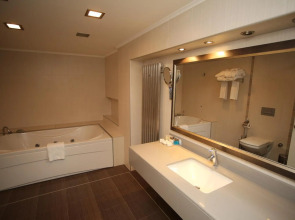 Nesta Boutique Hotel