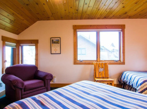 Grand Superior Lodge