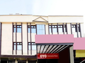 OYO 19541 Hotel Jammu Palace