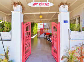 Kiraz Otel Alacati