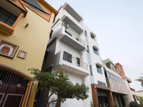OYO 79205 Milonee Stay Near ITER college, Khandagiri