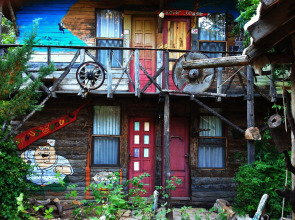 Kadir's Tree Houses