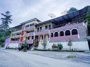 OYO 90331 Hotel Toba Shanda