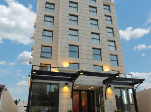 Premium Tower Suites San Luis