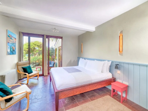 473 Grenada Boutique Resort
