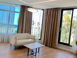 Marina Premium Hotel