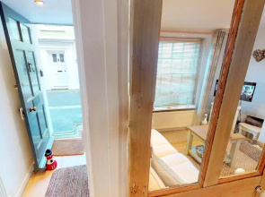 Appledore Escape Cottage 2 Bedrooms