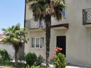 Guest House LeNi