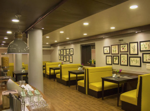 Rockland Hotel - C R Park
