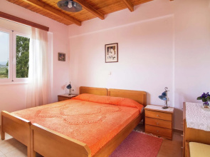 Villa in Lefkogia Crete With Swimming Pool