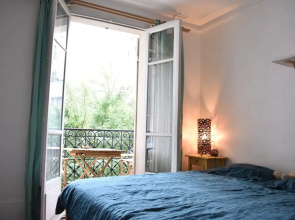 Large Apartment Near Bercy