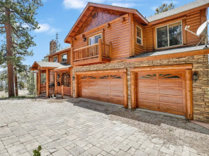 Cozy Lakeview Hideaway #2261