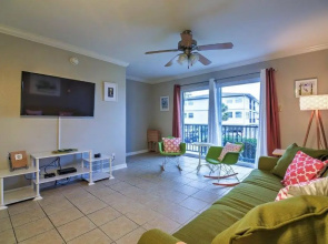 Marina Townhouse at Oak Glenn