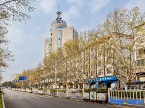 Bonahuishe Chain Hotel (Lufeng South Railway Station Jinshan Ancient Town Branch)