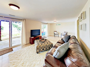 3br W/ Kayaks On Santuit Pond 3 Bedroom Home