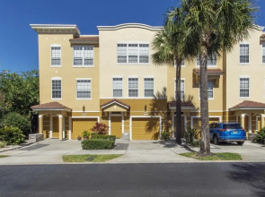 Vista Cay Luxury 3 Bedroom Townhouse 3105