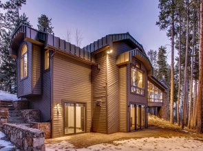 Grand Vista Lodge