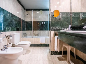 Abba Sants Hotel