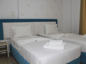 Maxi's Apartments