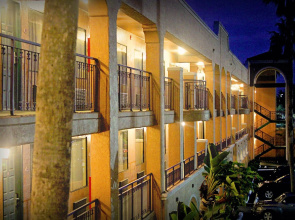 Ramada by Wyndham Kissimmee Downtown Hotel