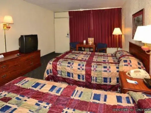 Rodeway Inn & Suites
